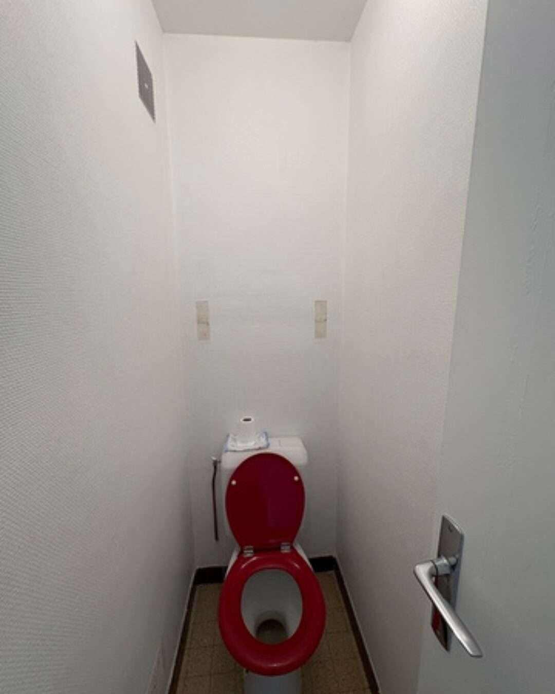 avant wc